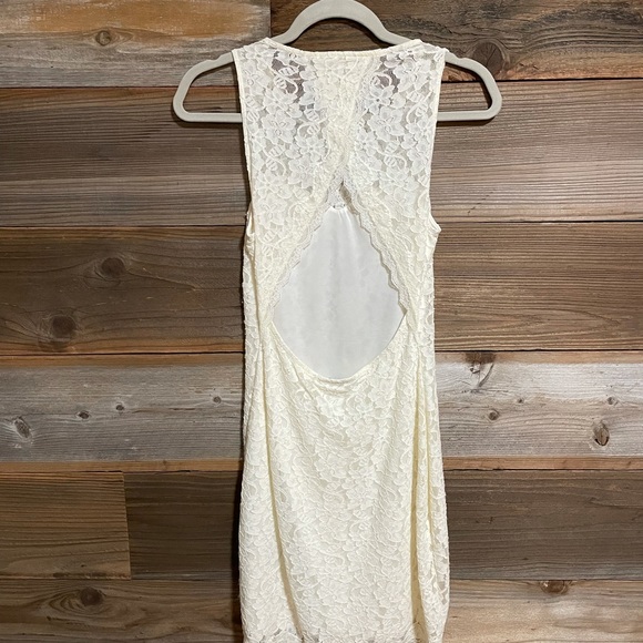 🍁Express Lace Dress - Picture 4 of 8